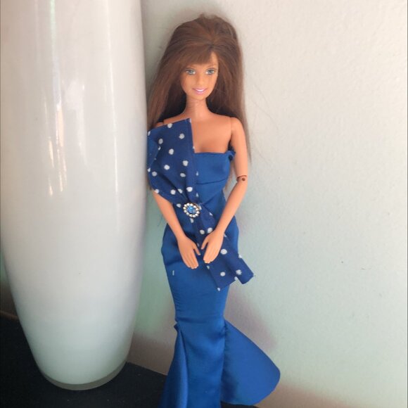 Vintage Barbie Teresa doll - Picture 2 of 3